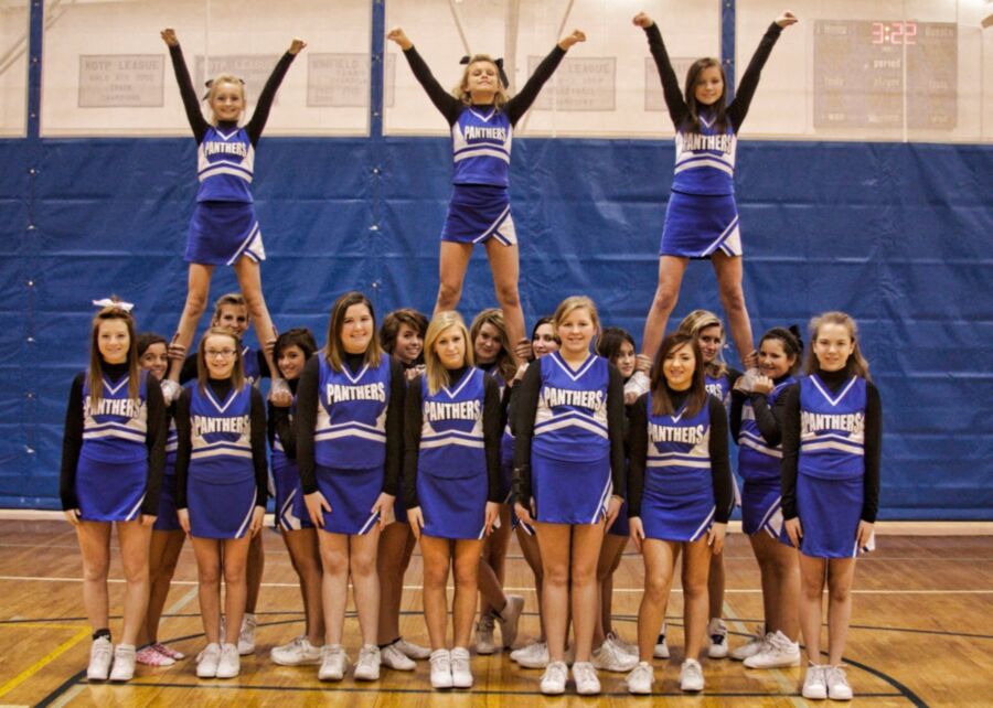 School Cheer Girls