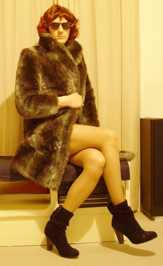 Me in Stockings, Pantyhose, Boots, Fur Coat, Gloves