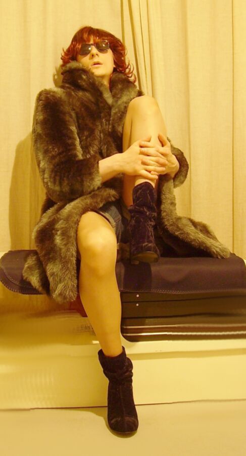 Me in Stockings, Pantyhose, Boots, Fur Coat, Gloves