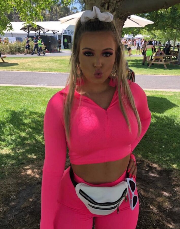 Hannah - Teen Chav Slut