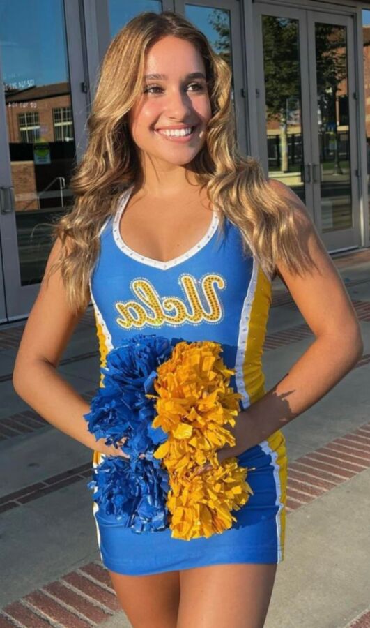 UCLA Cheerleaders