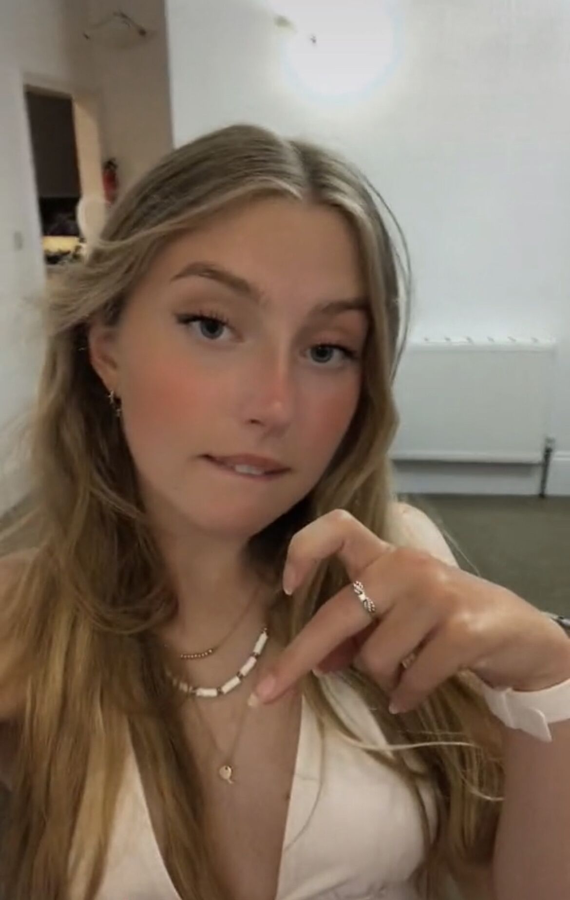 British TikTok teen fuck meat Amy.