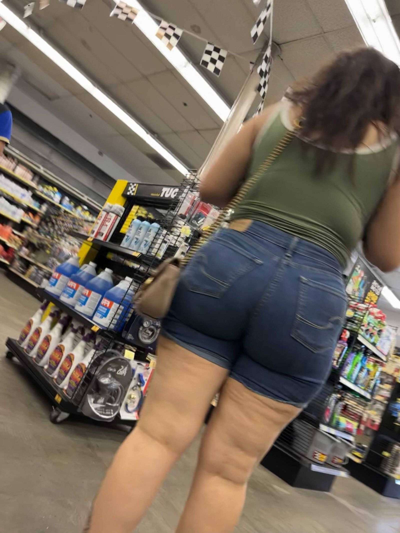 Sincero Tetas Bunda Gorda Shorts Jeans