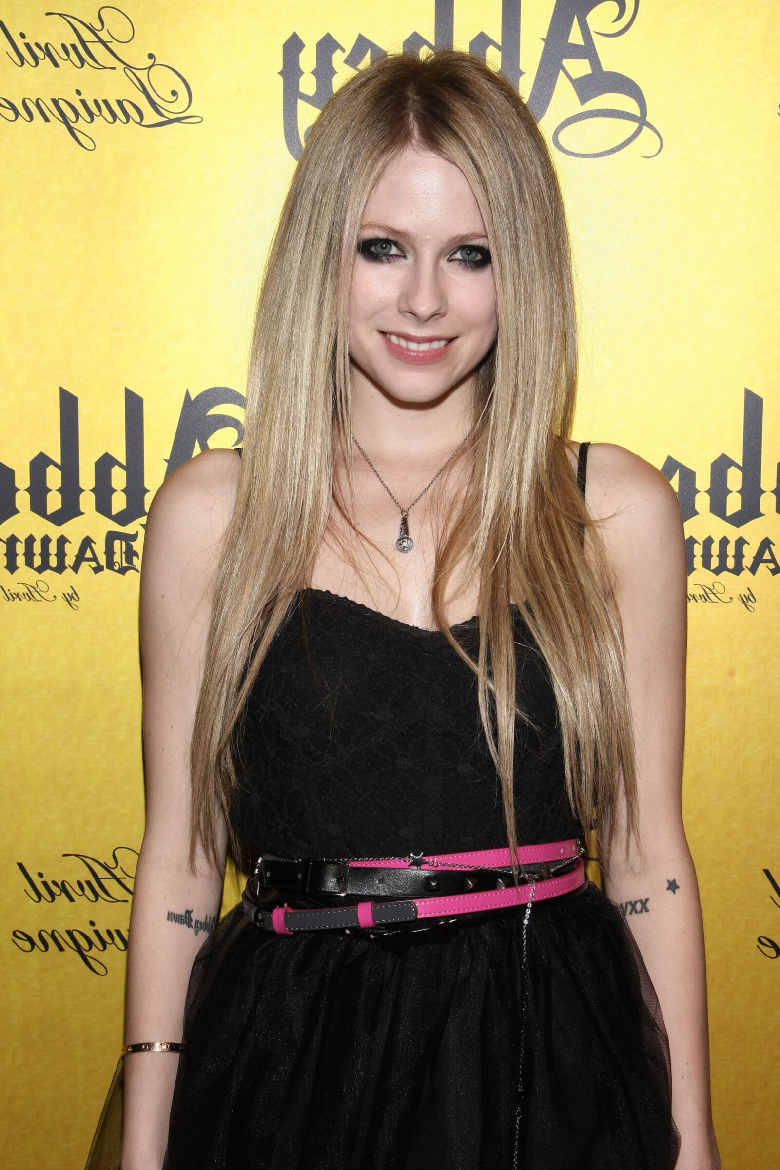 Avril Lavigne. My fuck doll 