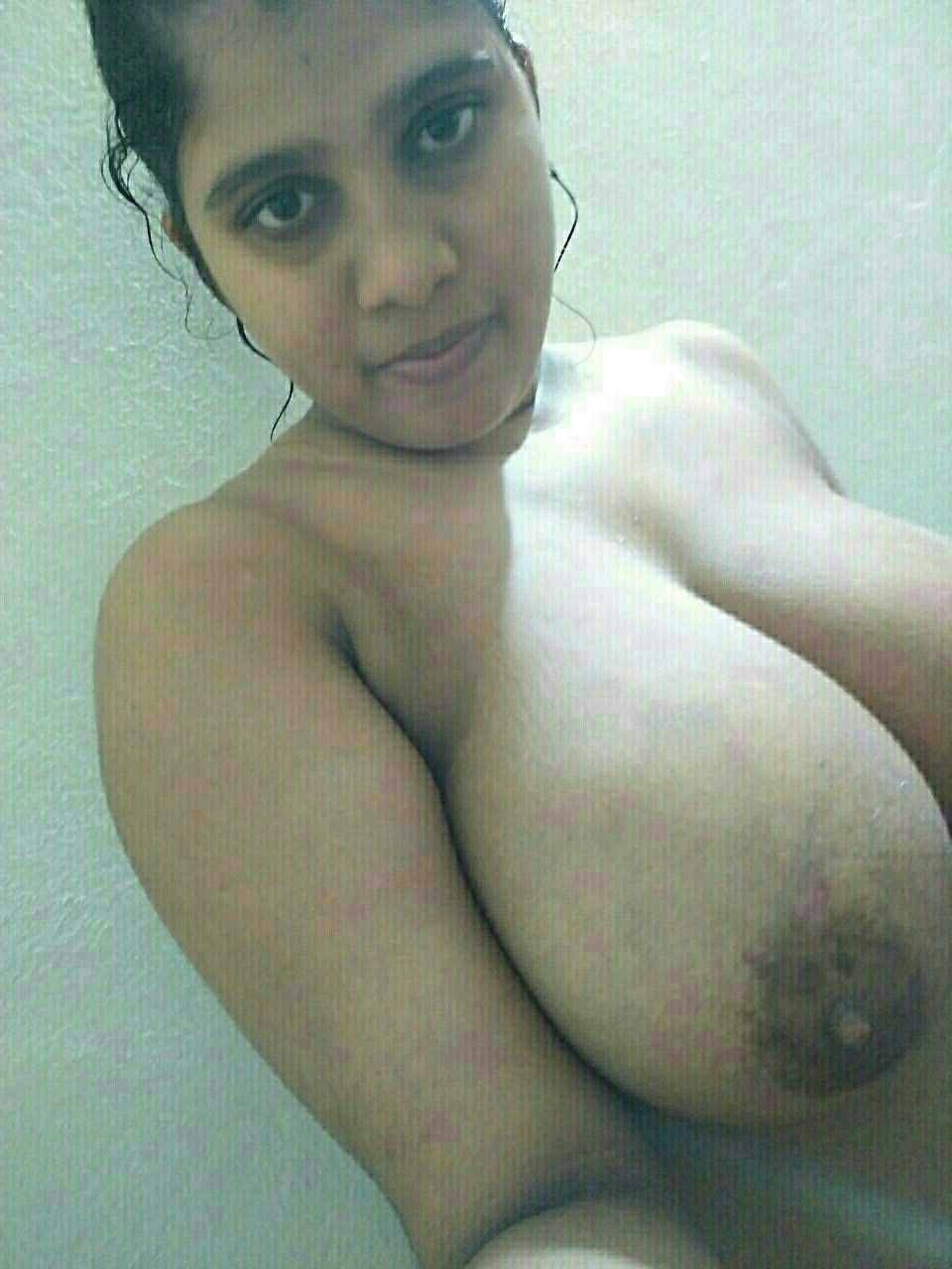 India gordita caliente tetas grandes esposa