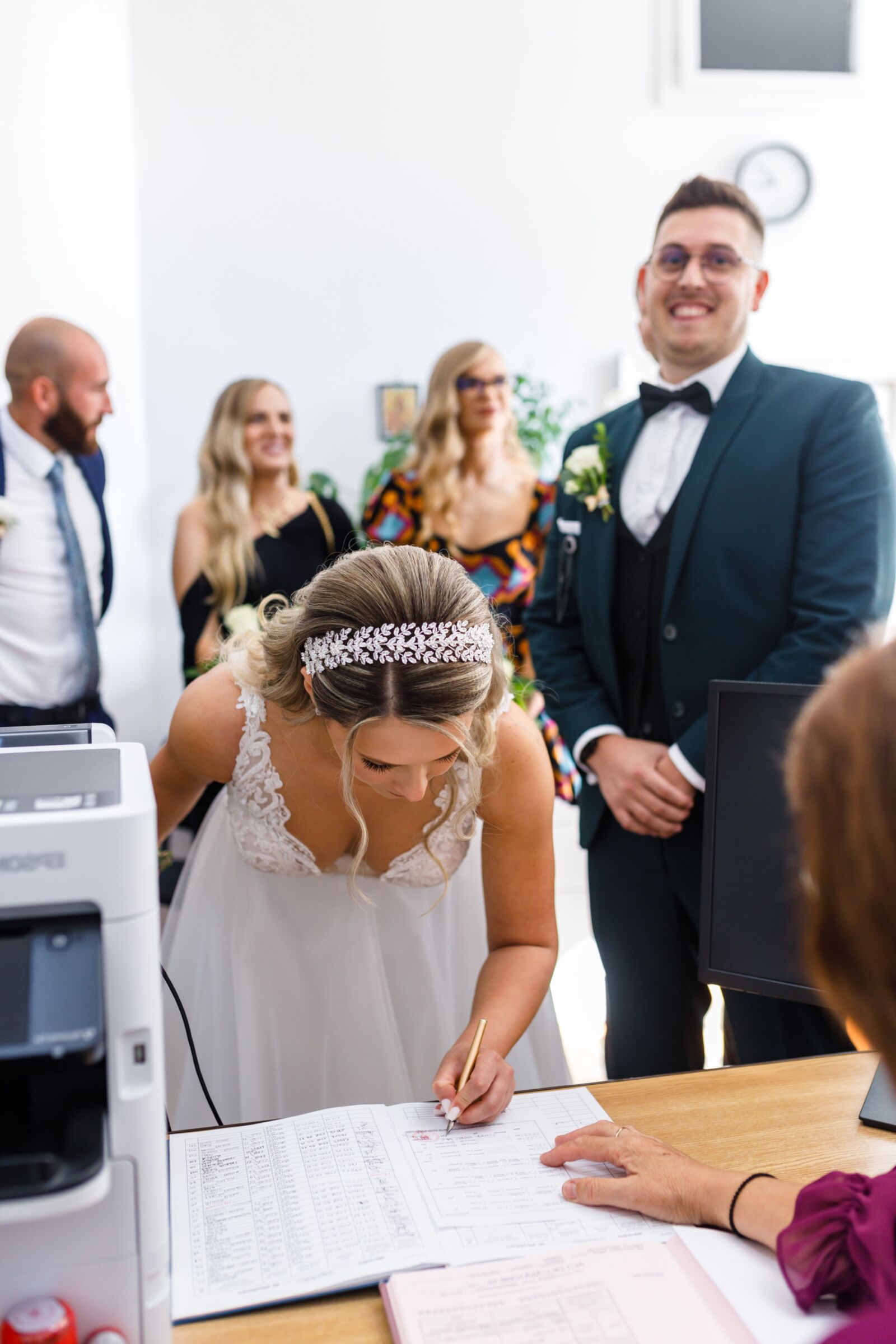 https://victorleontescu.smugmug.com/Wedding day Alexandra Sergiu