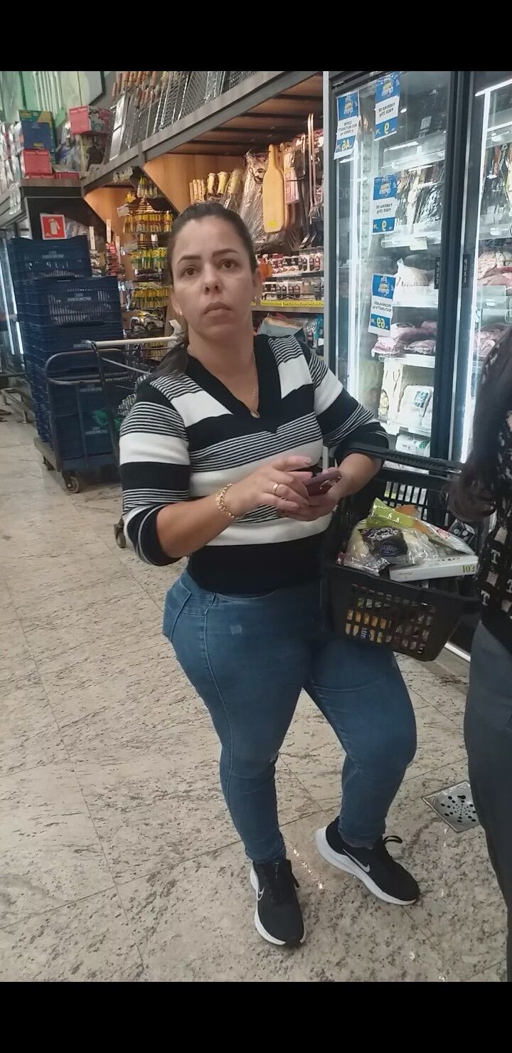 Bundona no mercado da gostosa