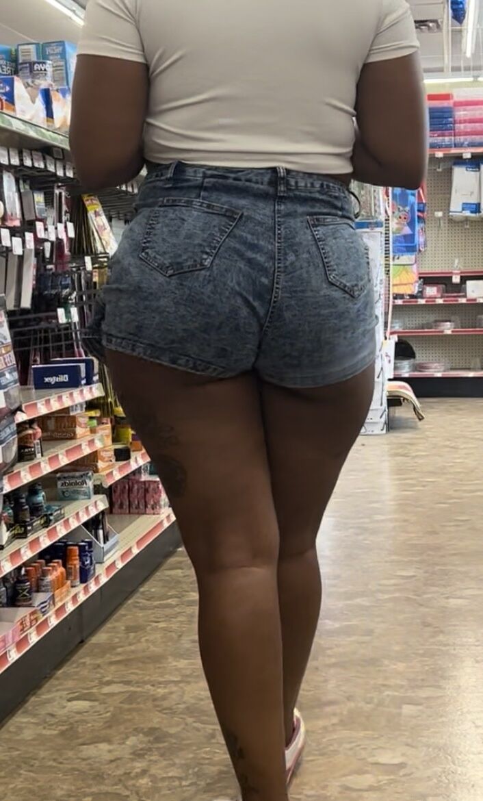  Random candid 73 Shorts