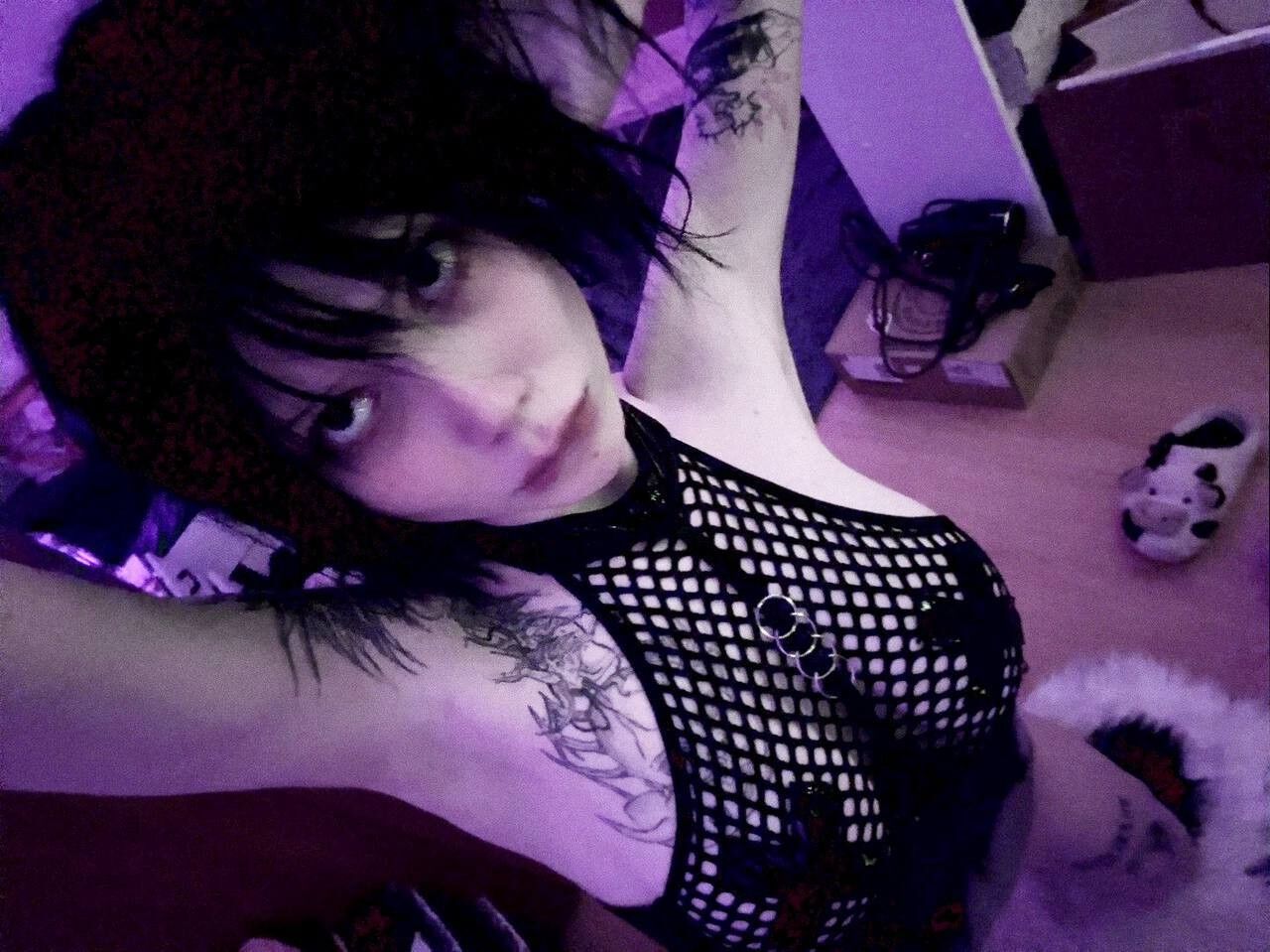 Goth Teens Need a Proper Fuck #1 Twitter: blasphemy_hub 