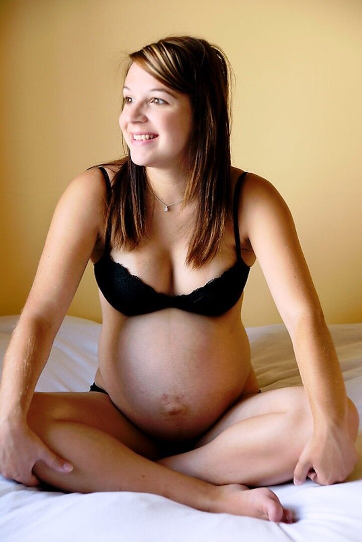 Sexy Pregnant Girls 2