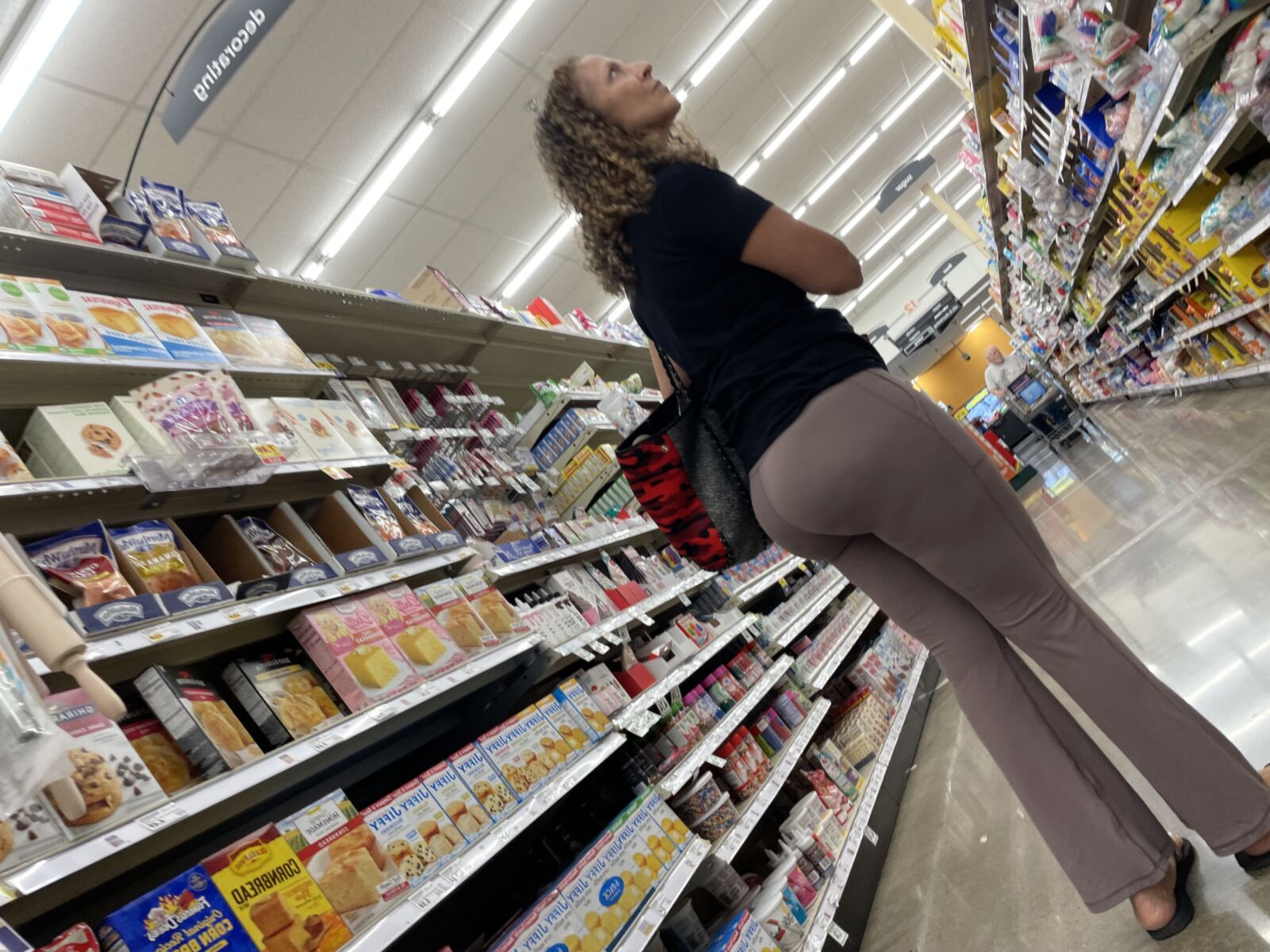 ¡Culo de PAWG que atrapé en Wallmart!