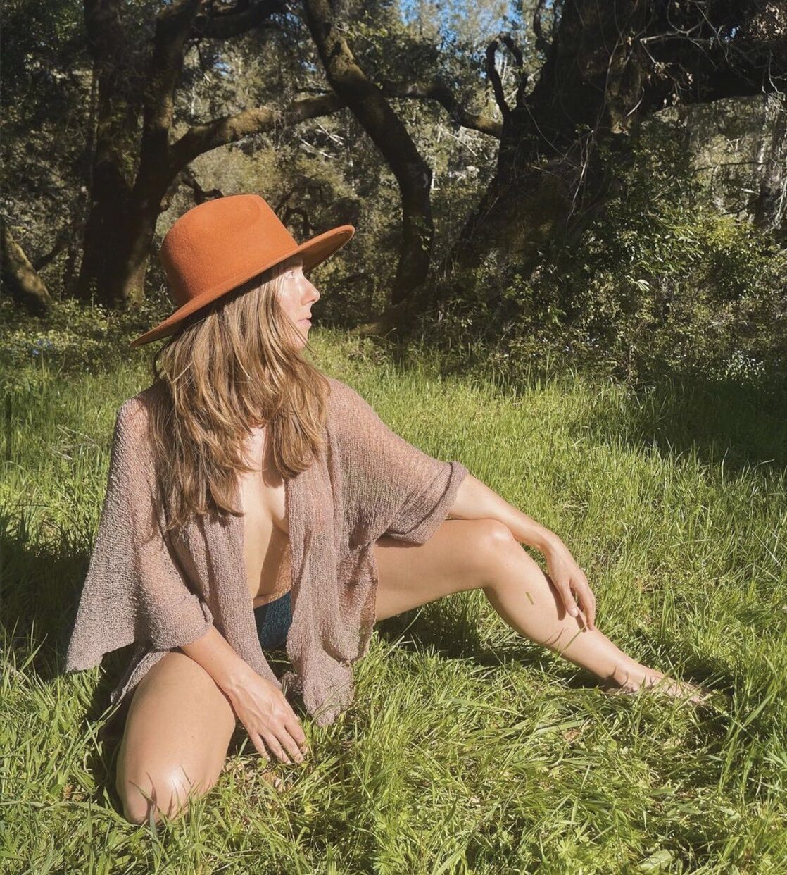 Janessa Dalalana: hippie de coño peludo