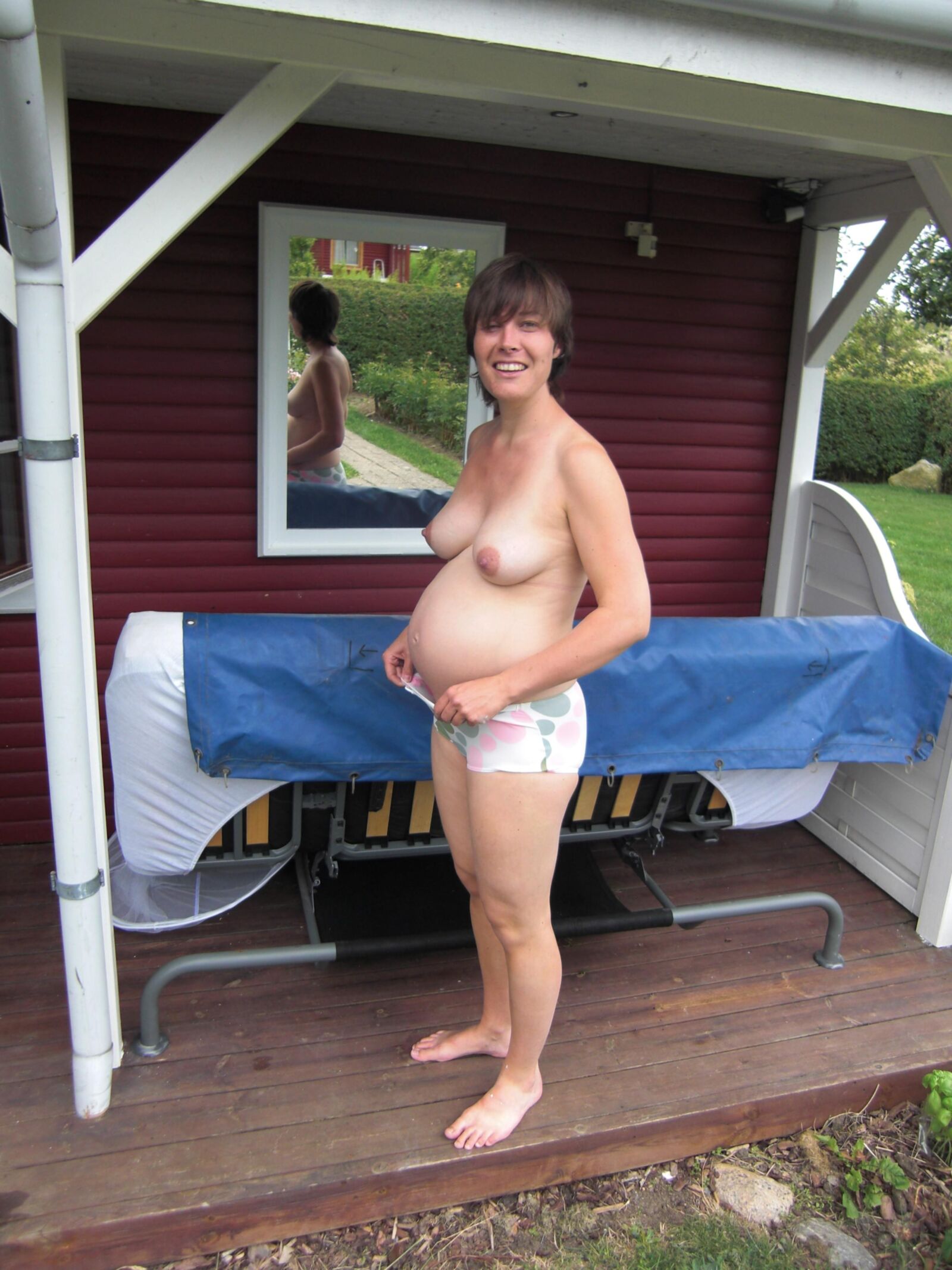 Pregnant hairy housewife