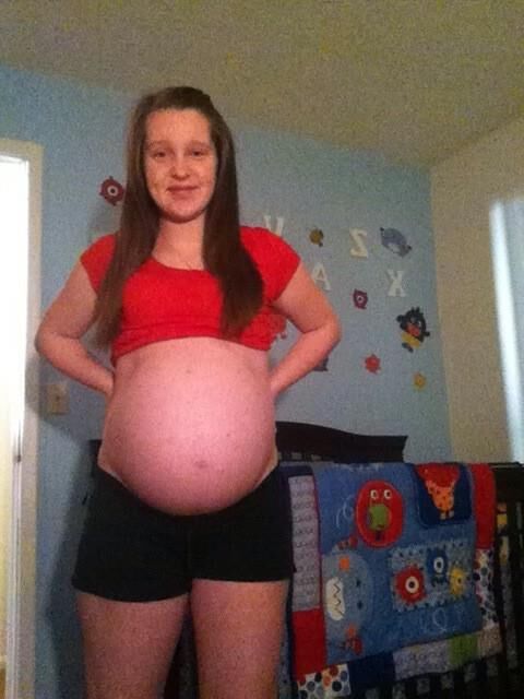 Pregnant selfies