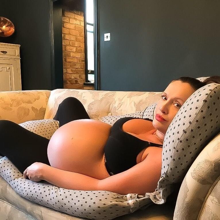 Amateur pregnant wifes