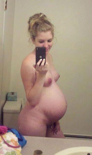 1/23~Preggers-selfies