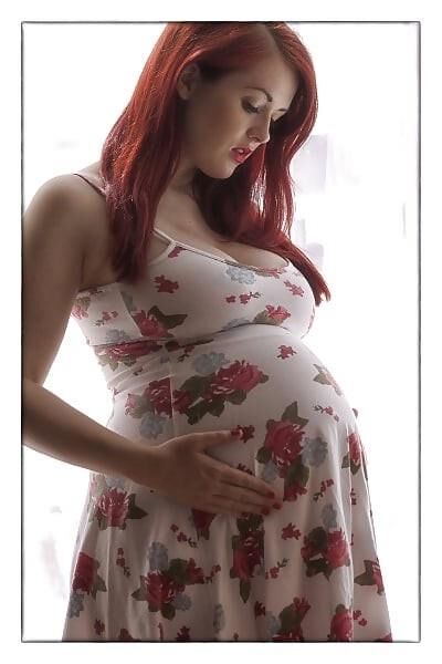 Pregnant redheads - I just can't pull out