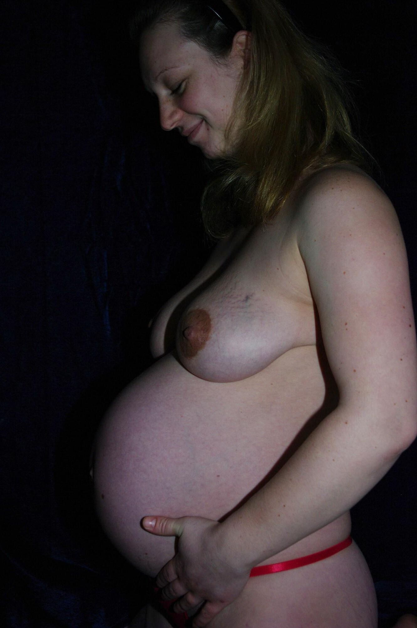 German pregnant wife private nudes Part II