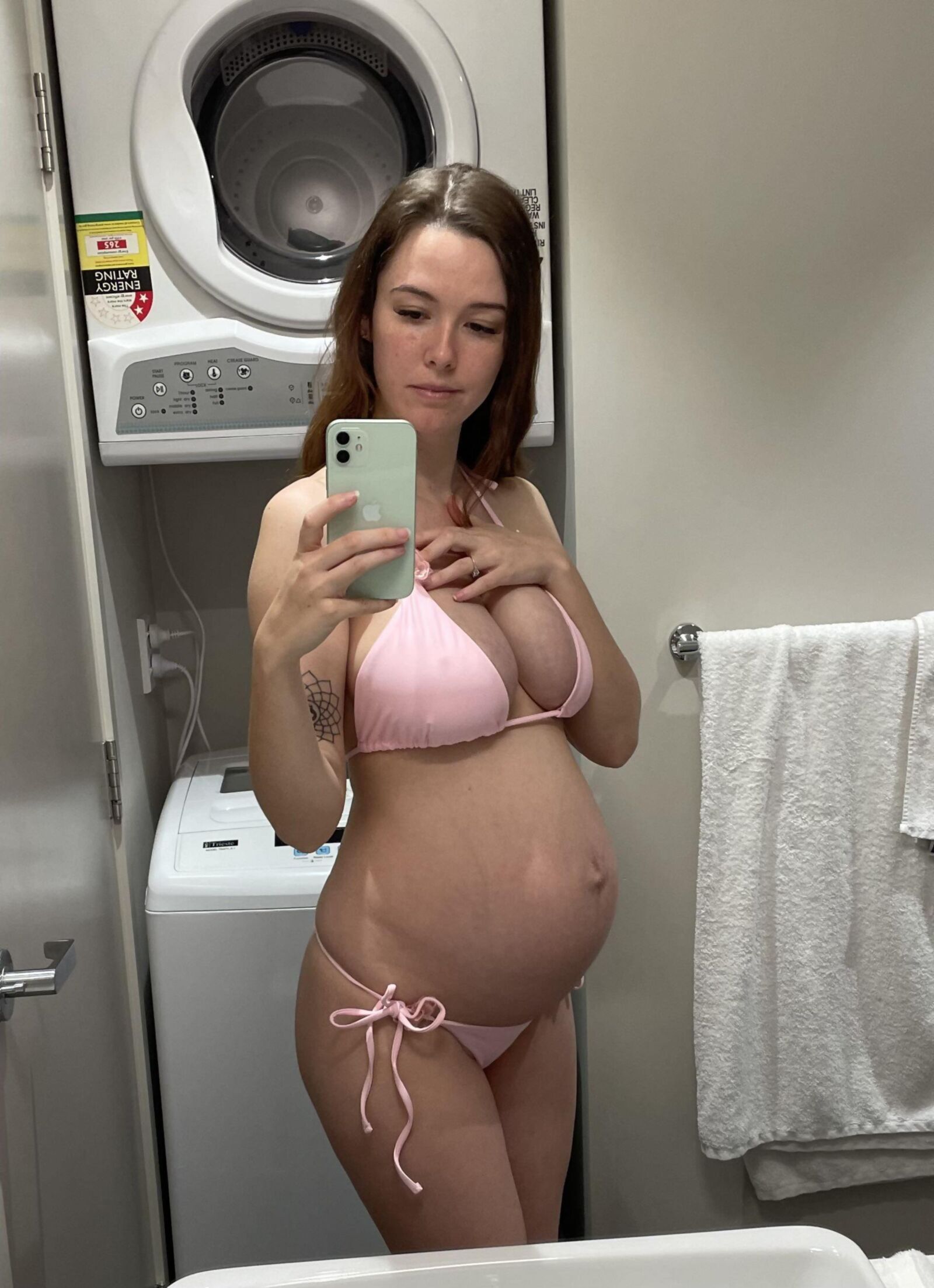 Preggo 13 - Reddit Finds 3