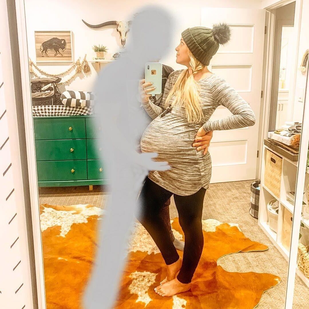 [Pregnant] very happy mom