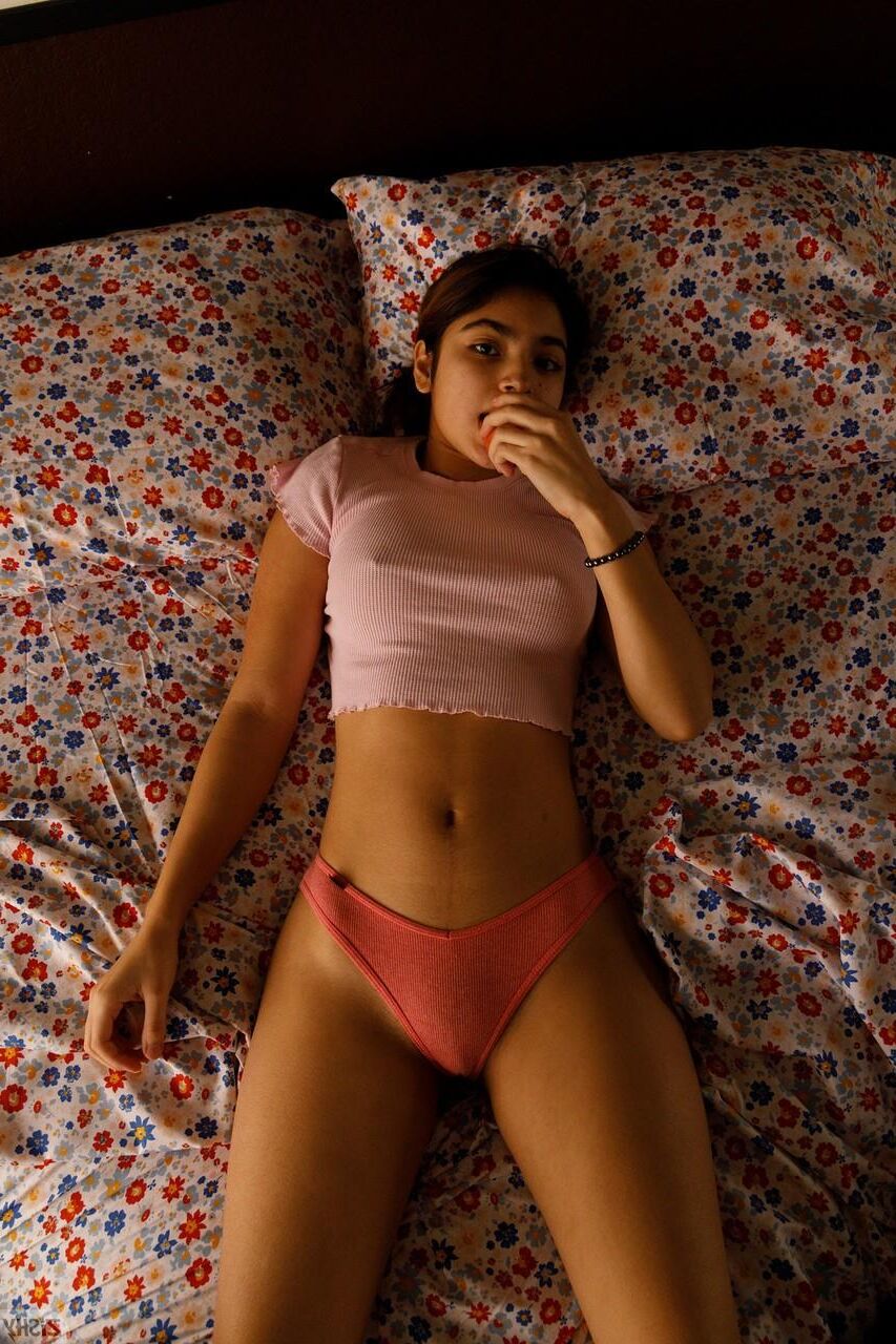 Skinny Hairy Latina Hazel 