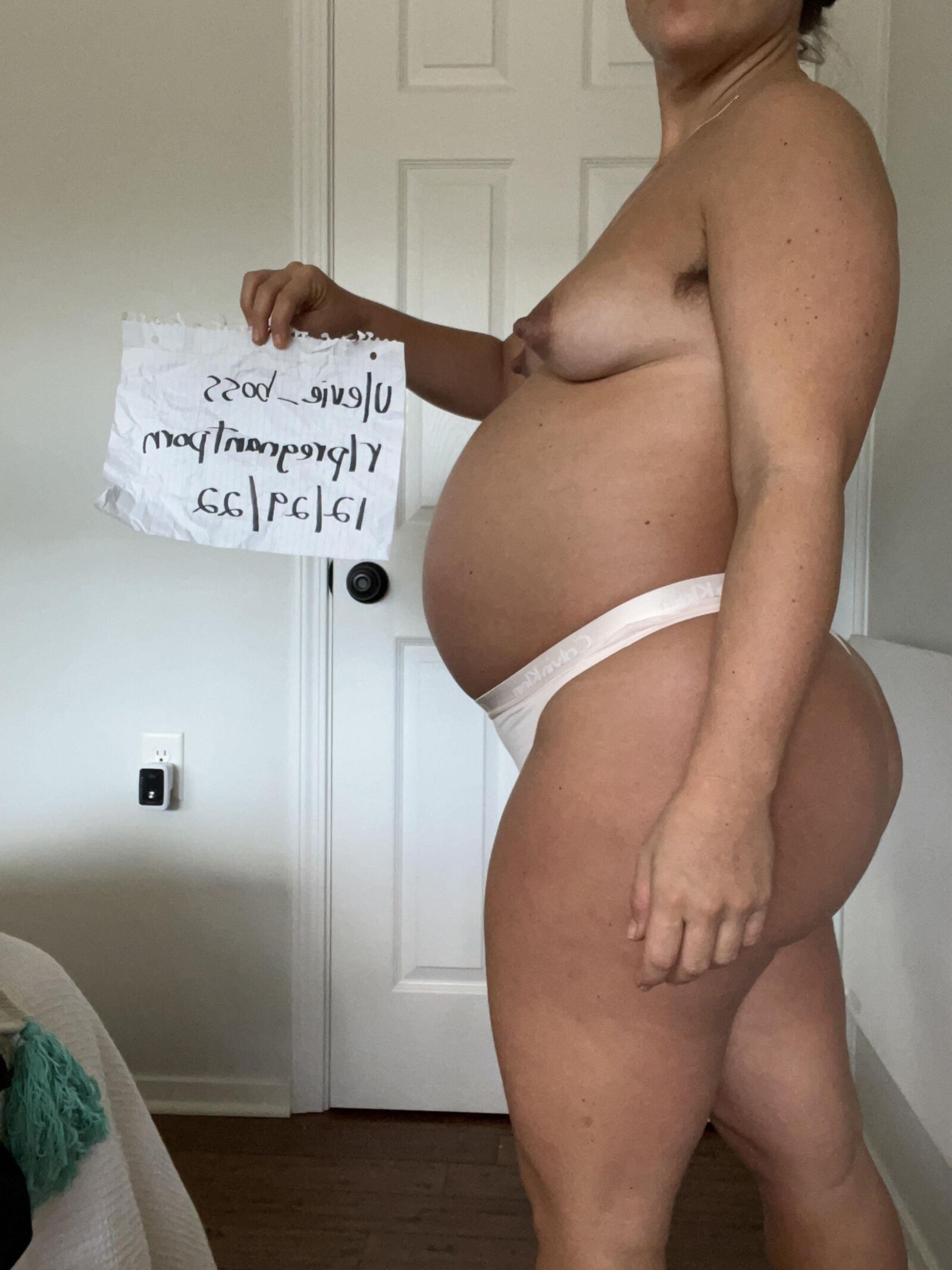 Pregnant cam slut 2