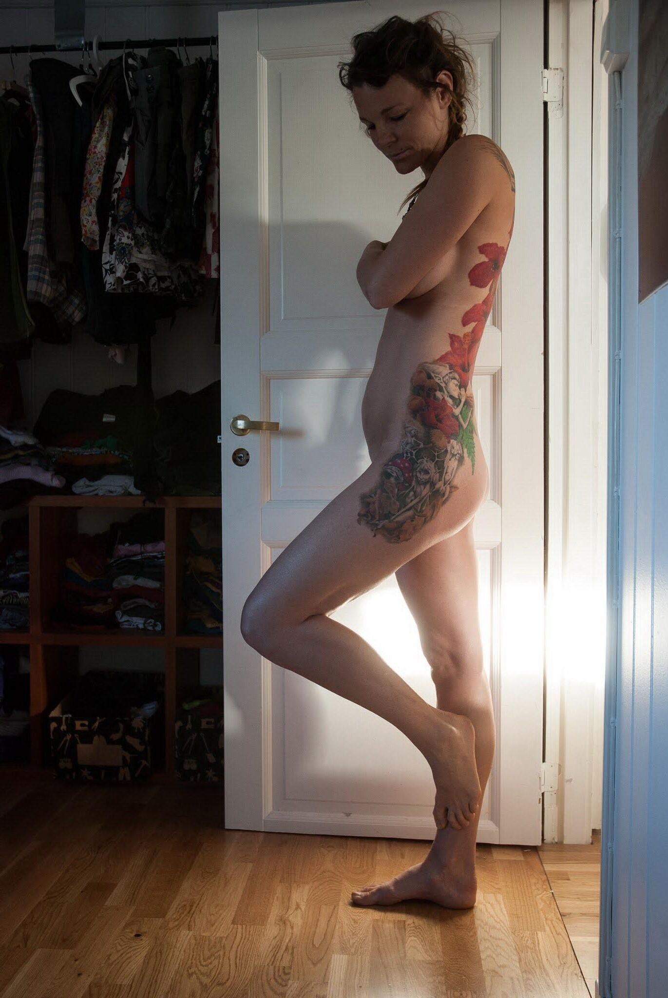 Pregnant women with tattoos