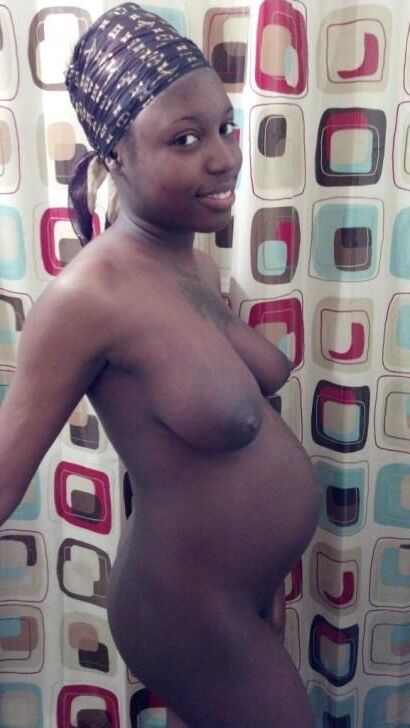 Pregnant black girl nude