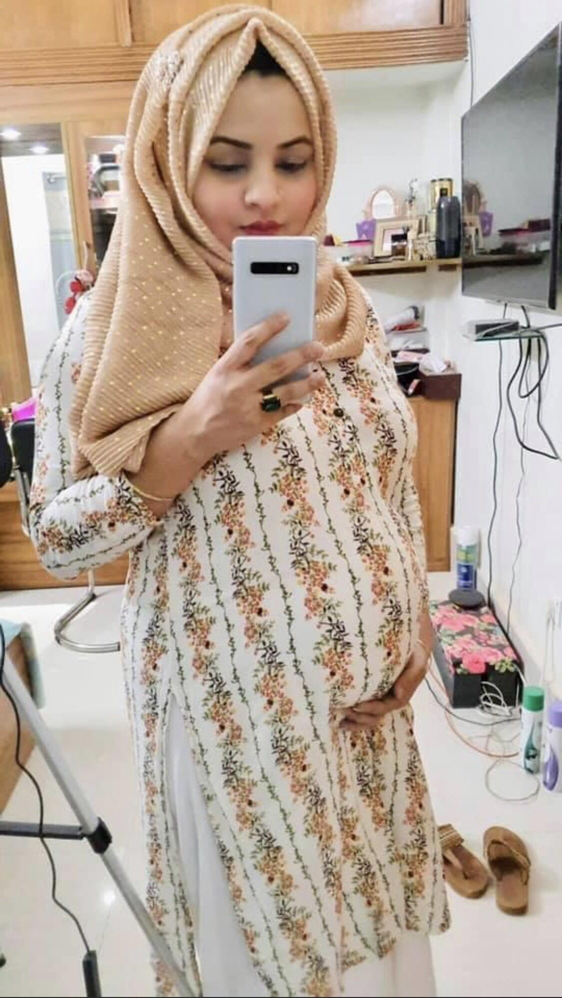 Milf embarazada hijabi