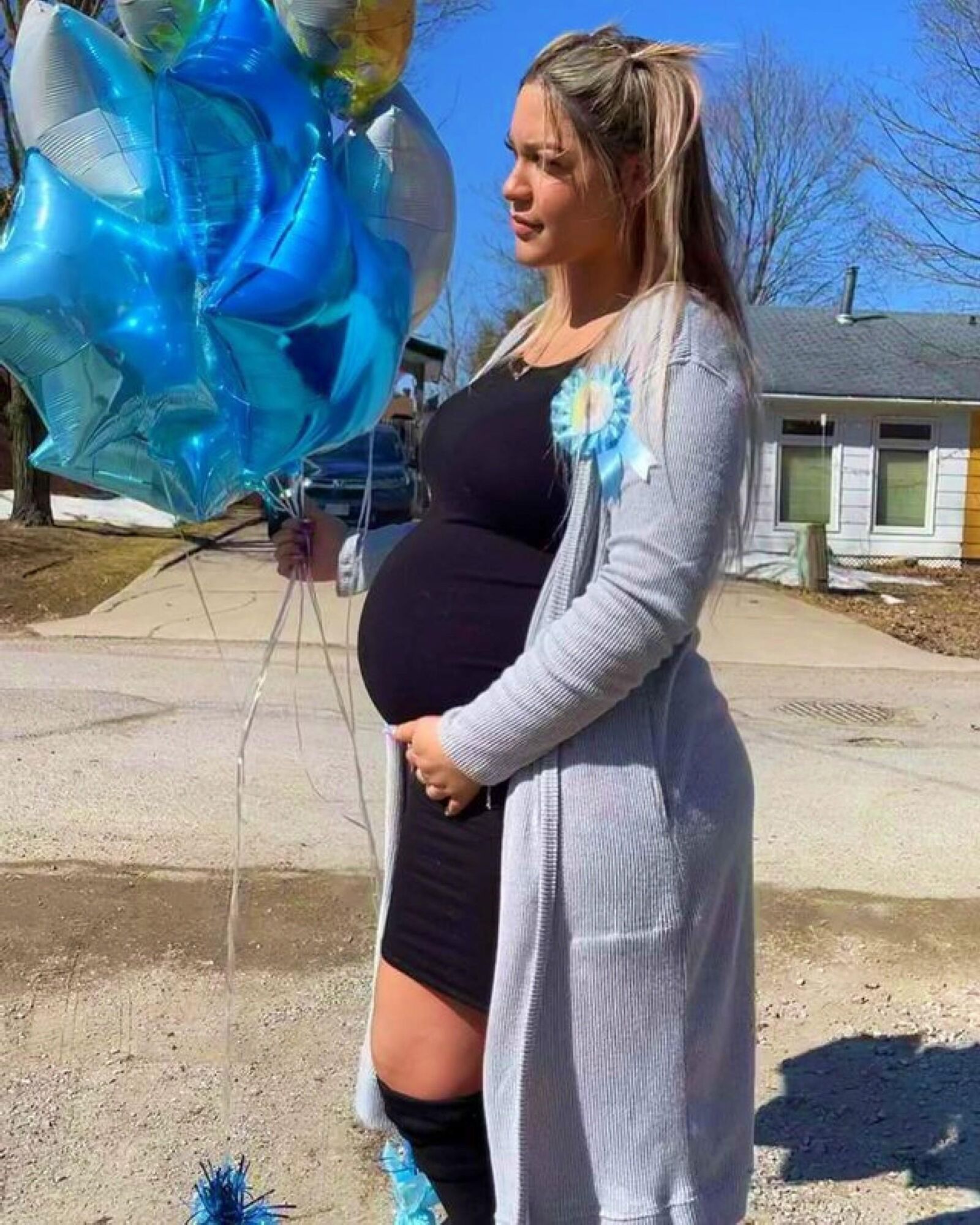 PREGNANT TEEN LEXI EXPOSED