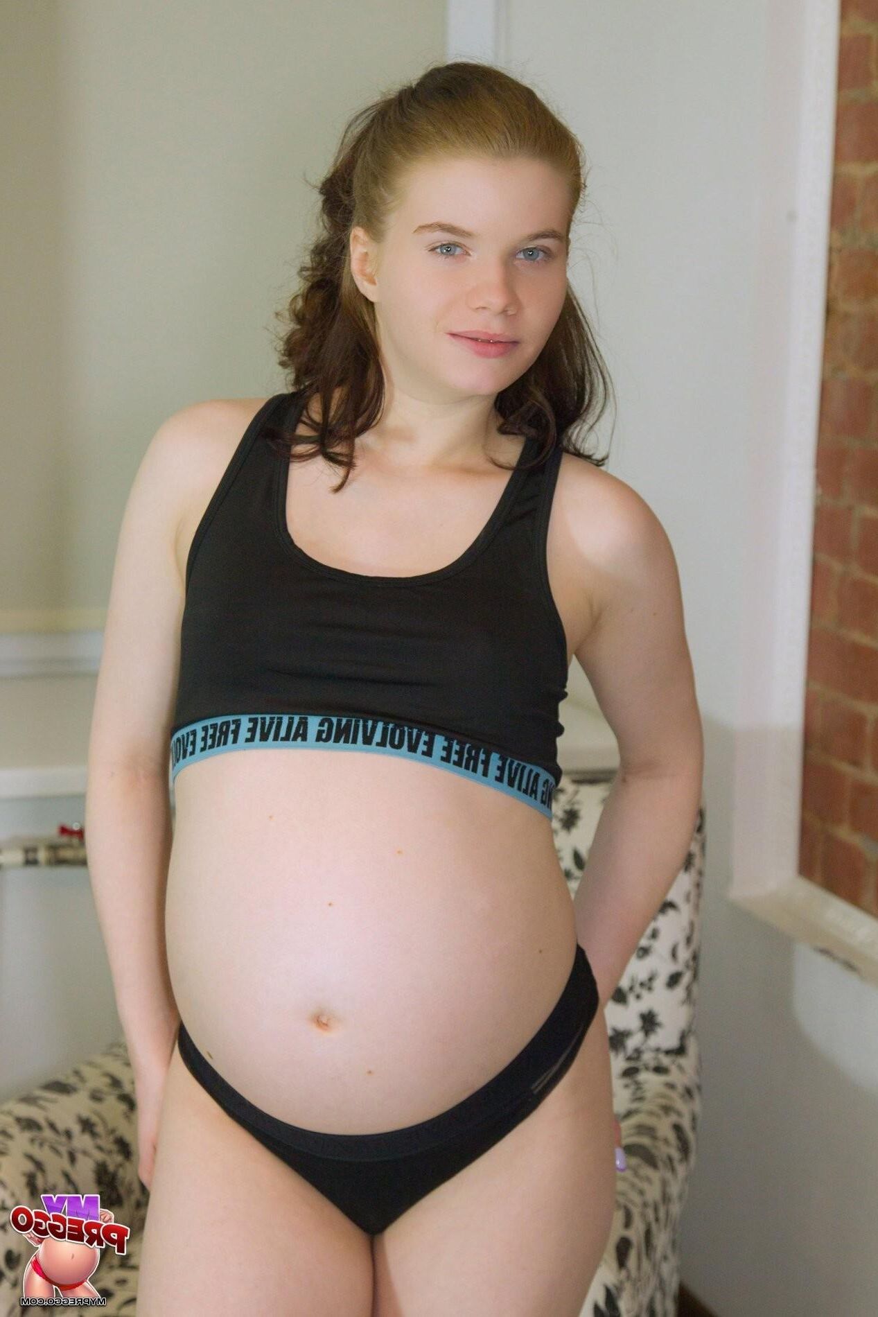 Alexa - 18 Years Old and Pregnant