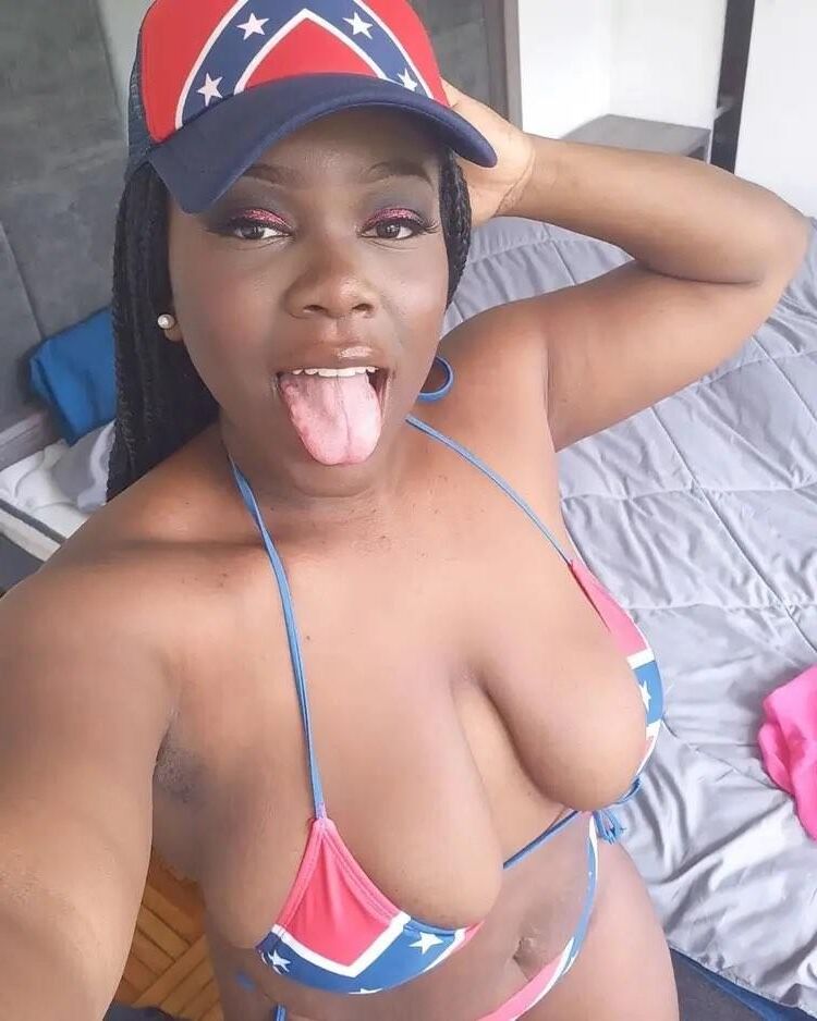 Ebony Ashley Black, la salope connaît sa place