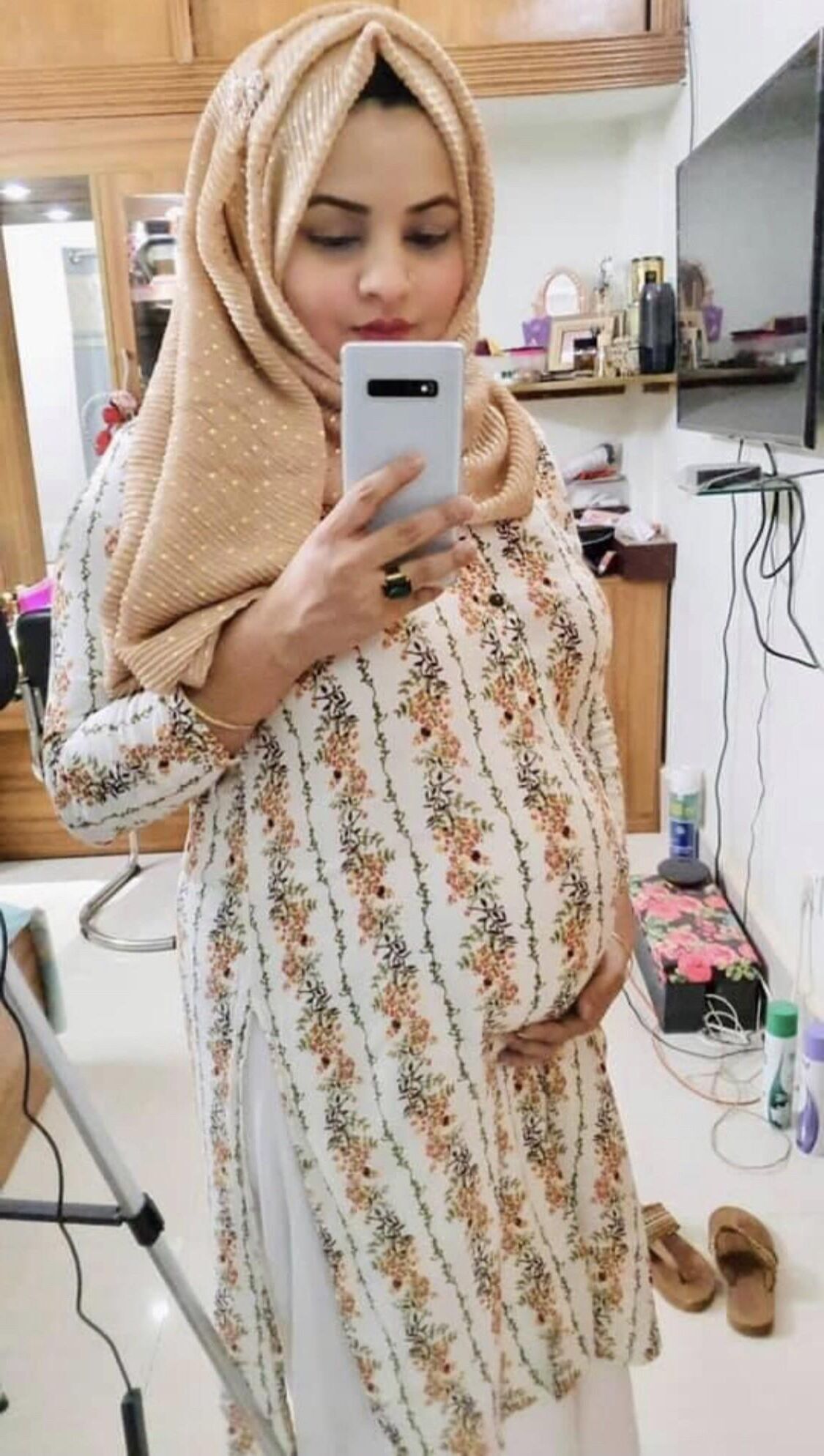 Milf embarazada hijabi