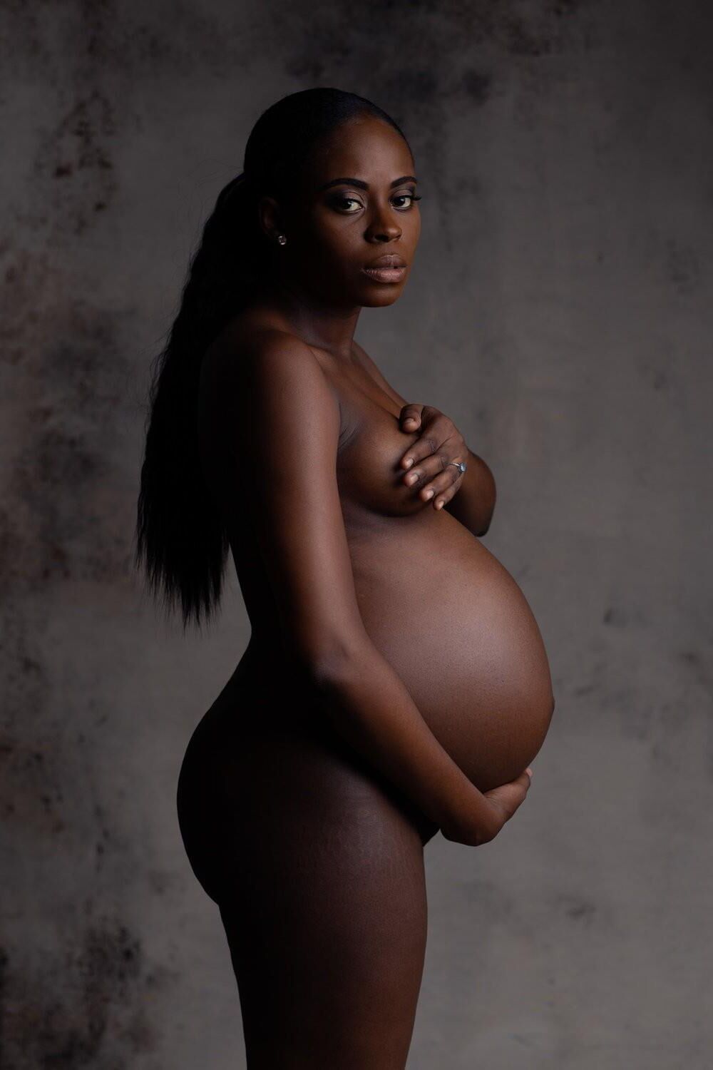 Pregnant black girl nude