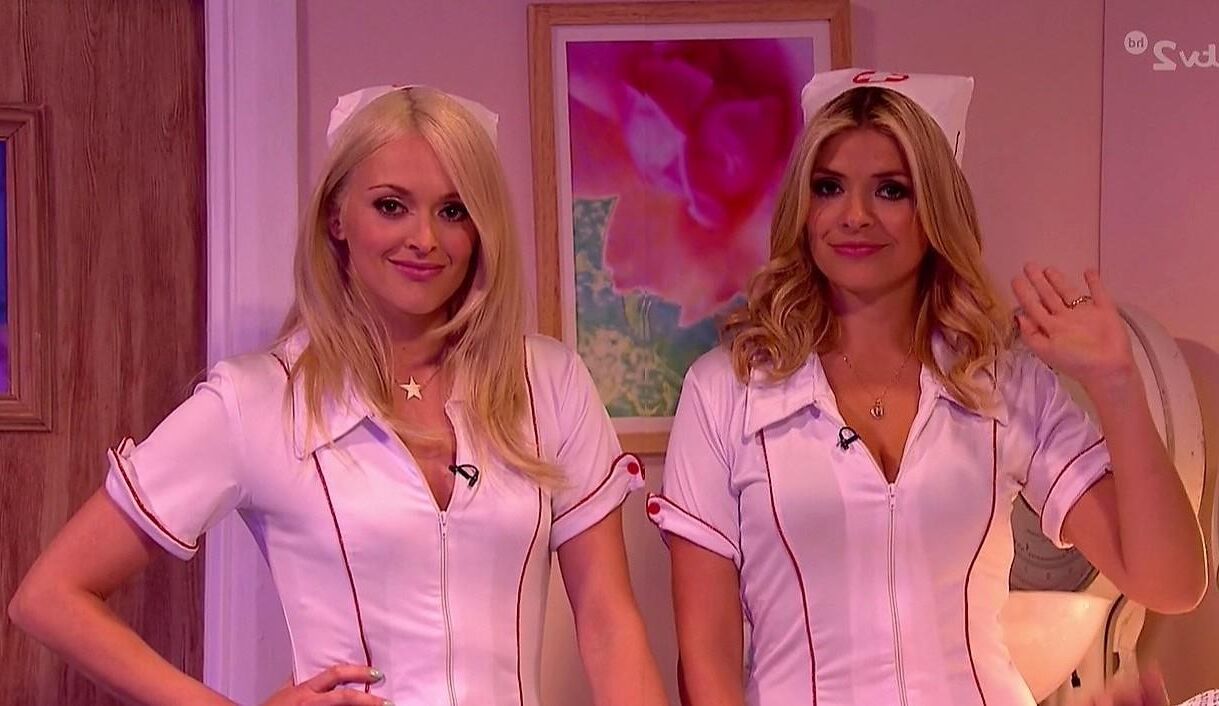 HOLLY WILLOUGHBY Vol. 1