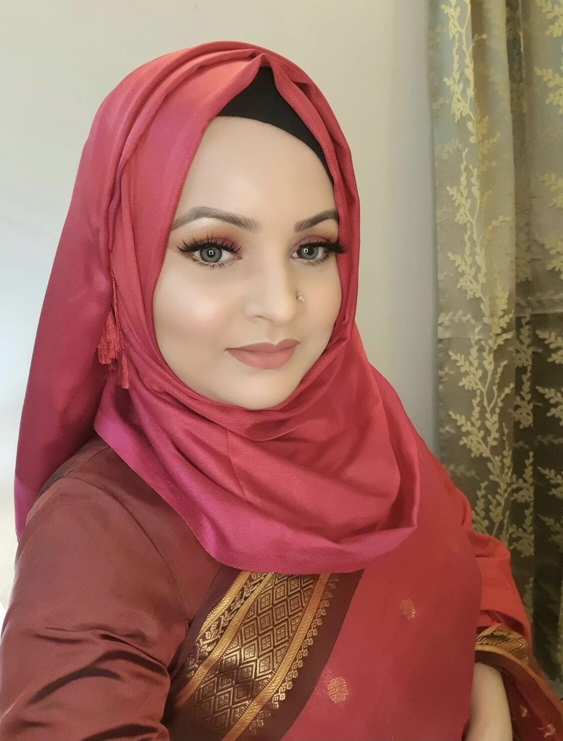 MILF hijabi enceinte