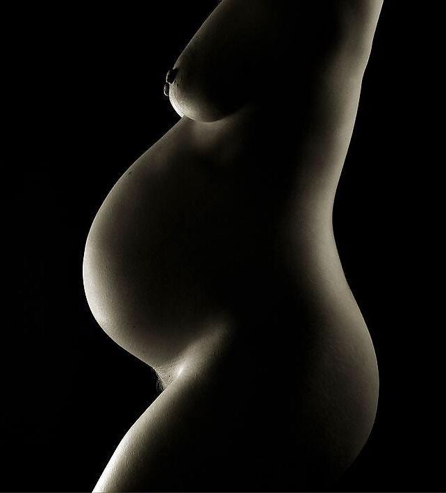 Erotic Pregnant 