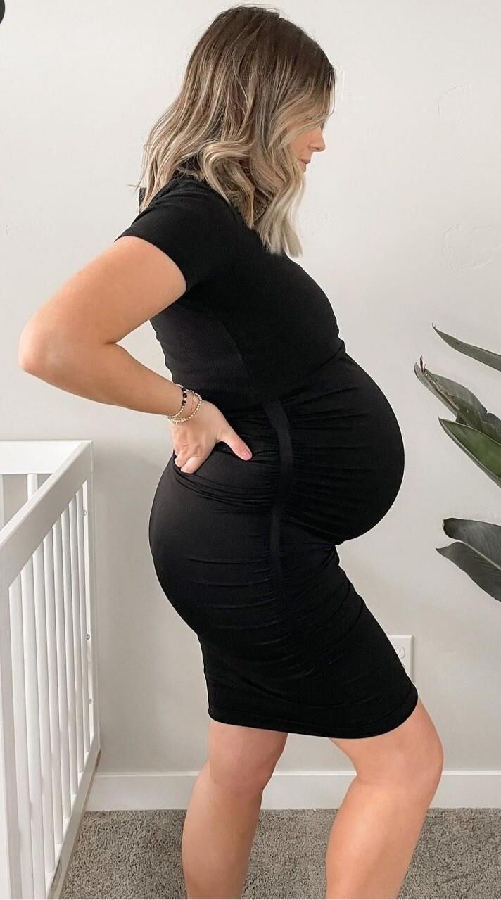 Pregnant Blonde Influencers 1