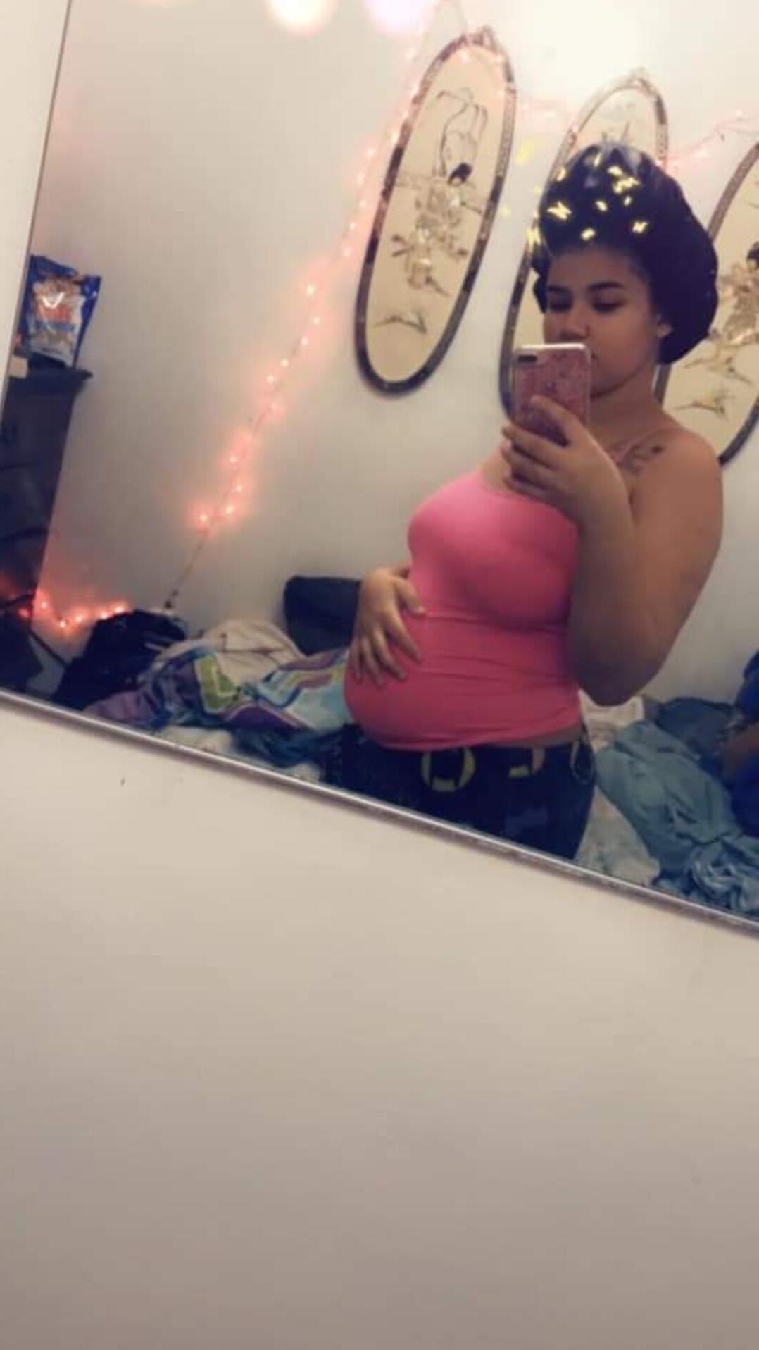 Pregnant teen 18