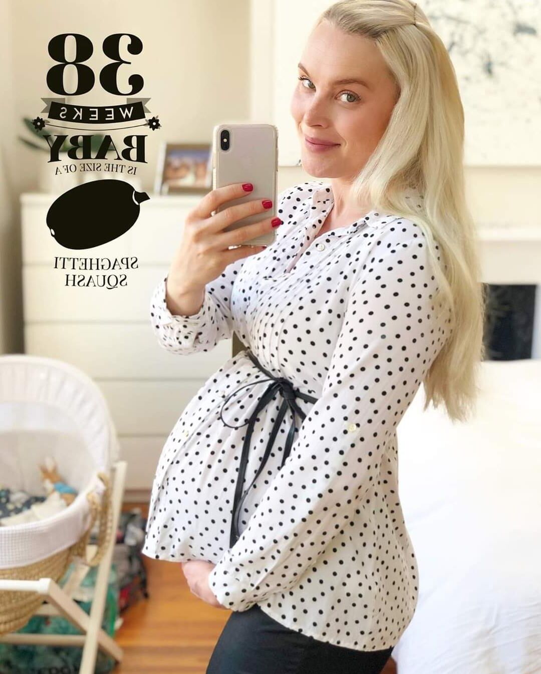 Pregnant Woman 85