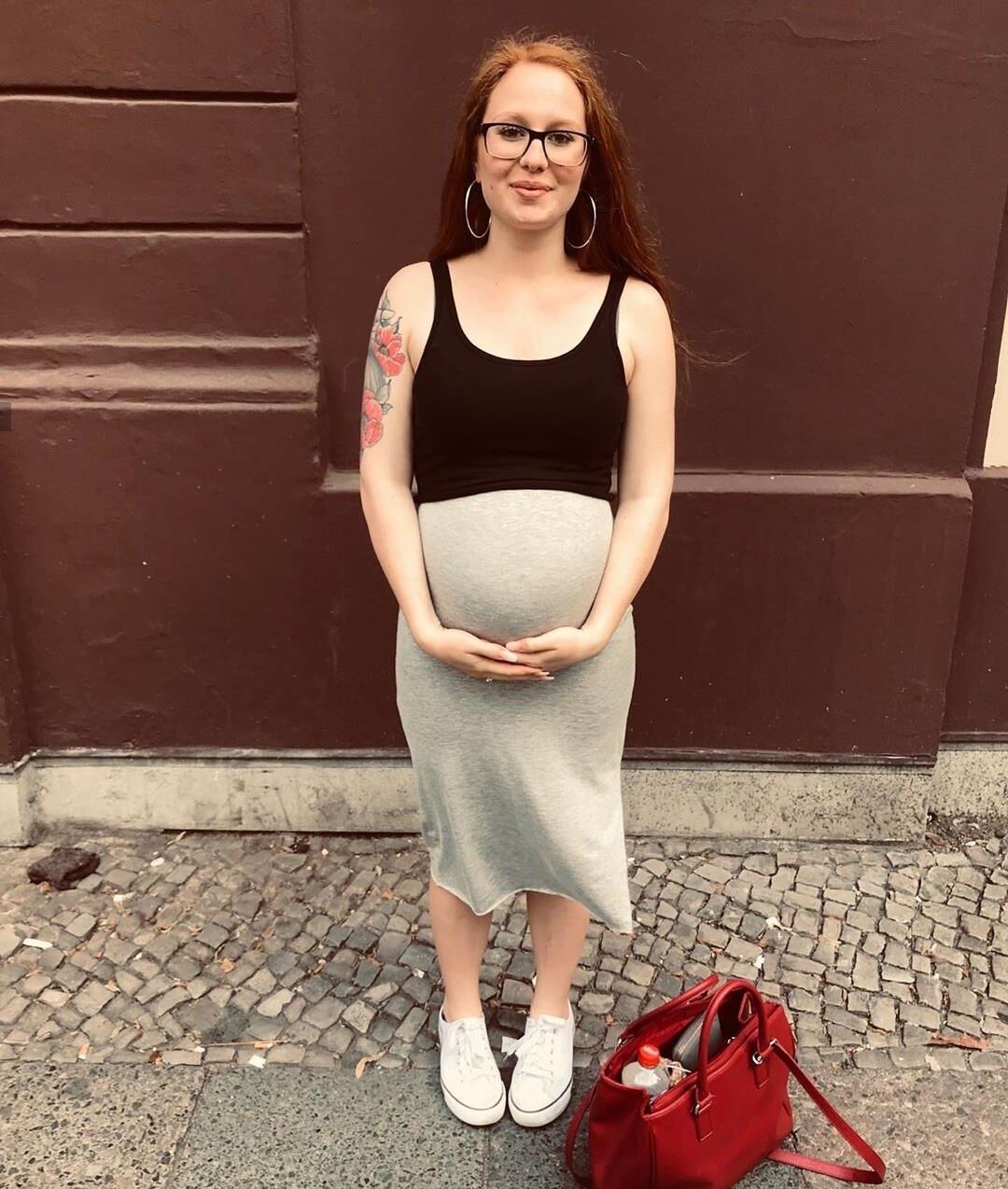 Pregnant teen 35