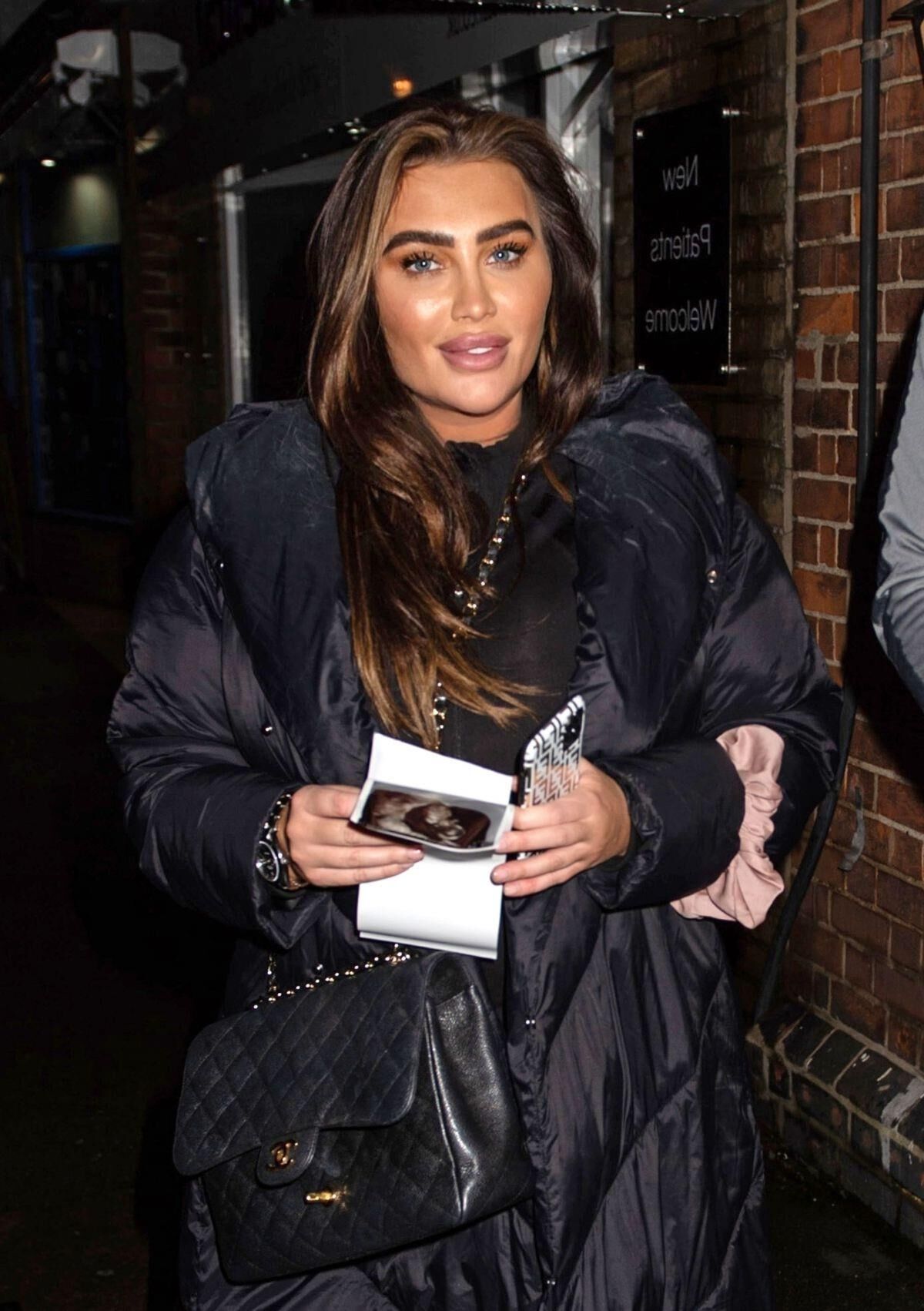 Lauren Goodger (PREGNANT BABES)