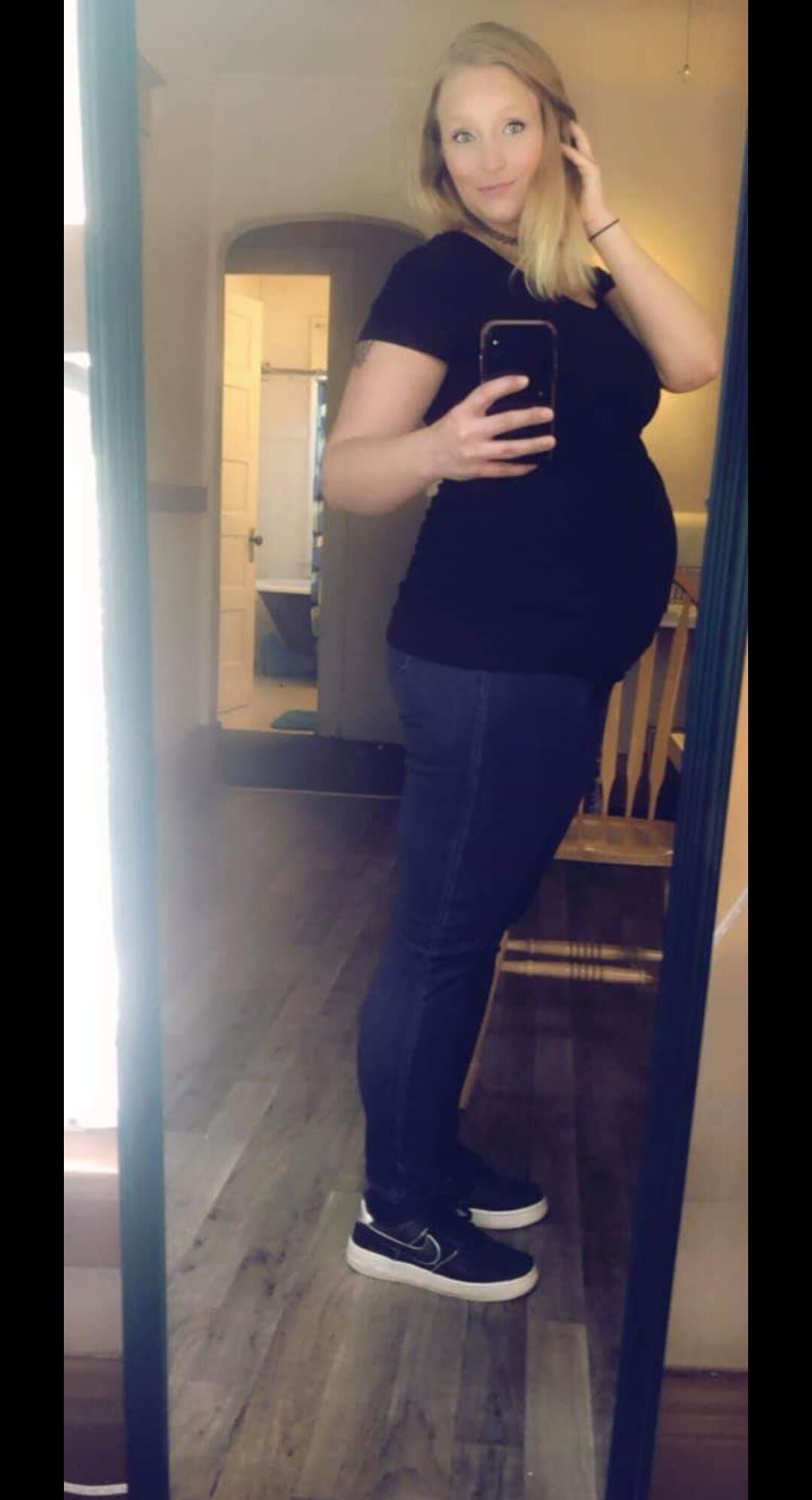 Pregnant Woman 34