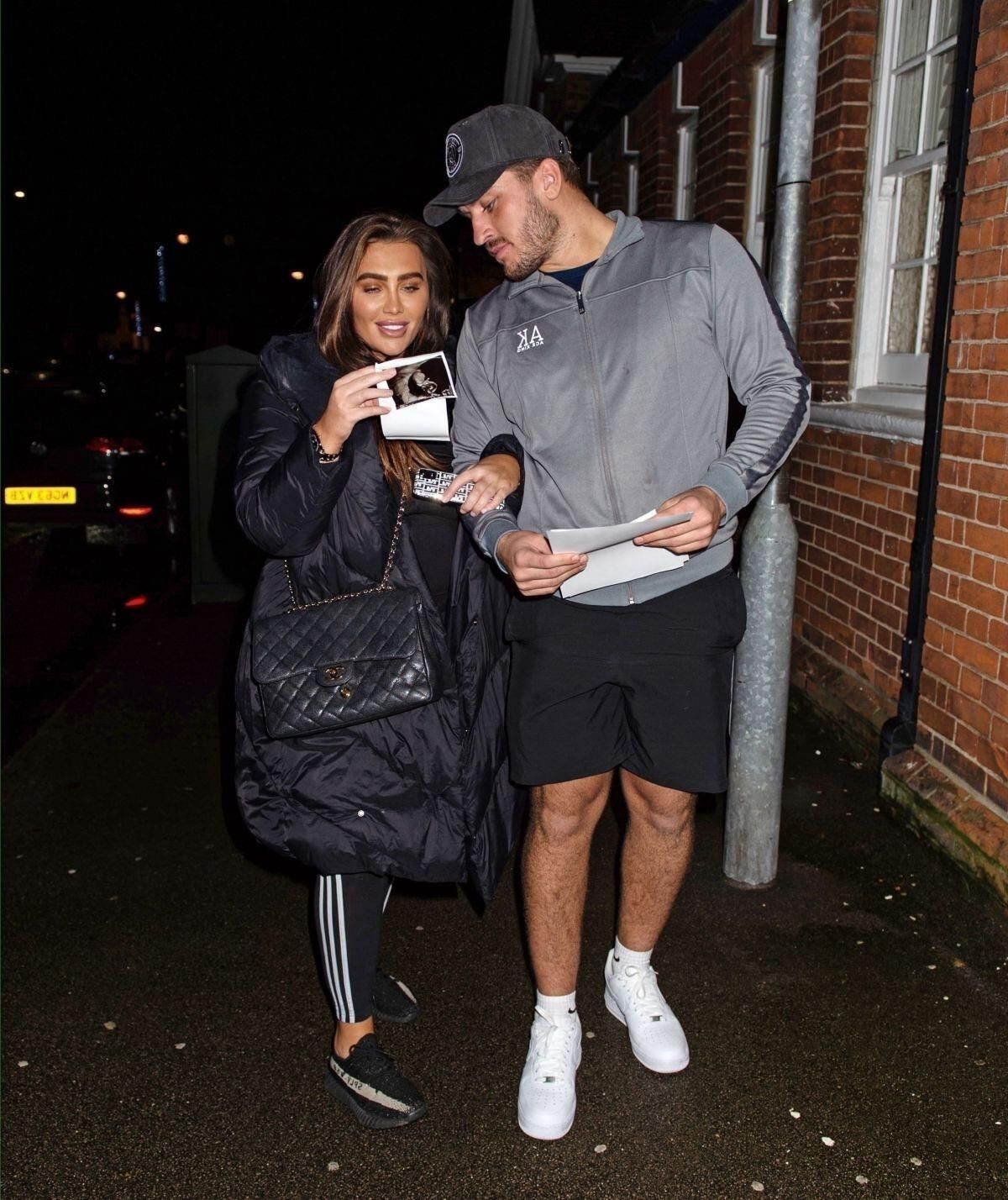 Lauren Goodger (PREGNANT BABES)