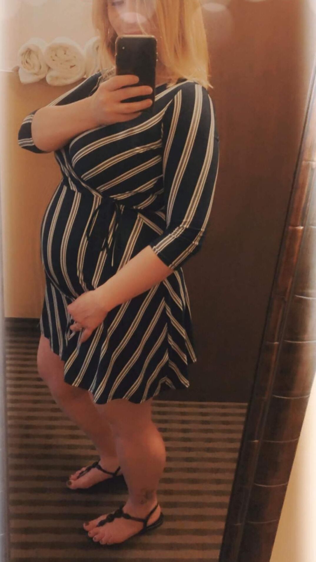 Pregnant Woman 34