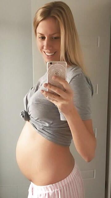 Femme Enceinte 16