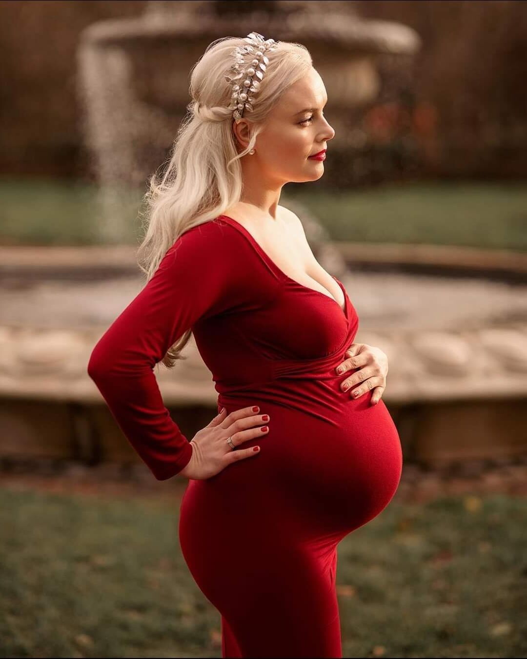 Pregnant Woman 85