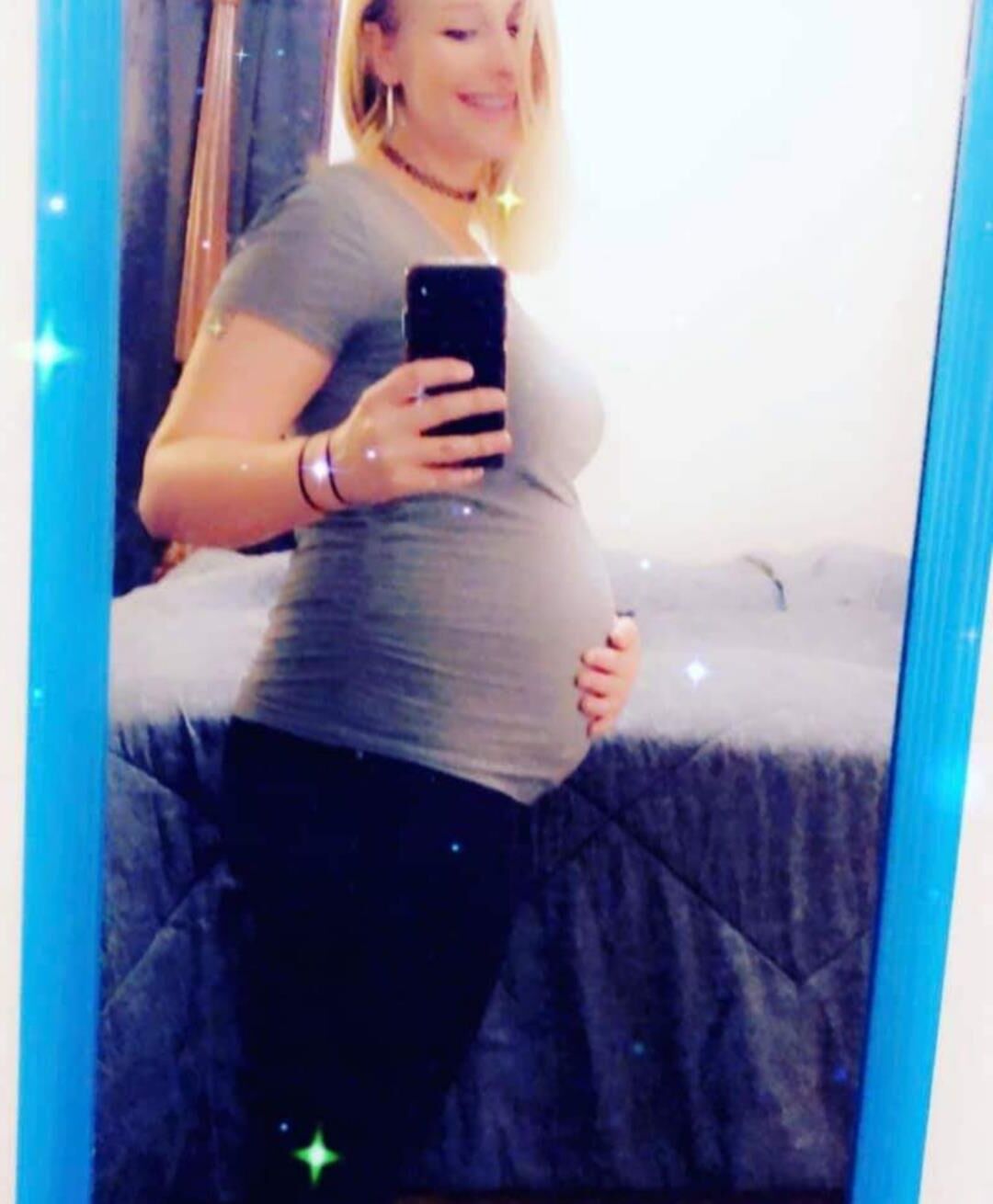 Pregnant Woman 34