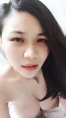 Chinese Bride beauty leaked nude blowjob photos