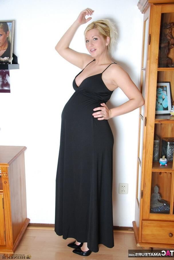 Pregnant Veronica 1